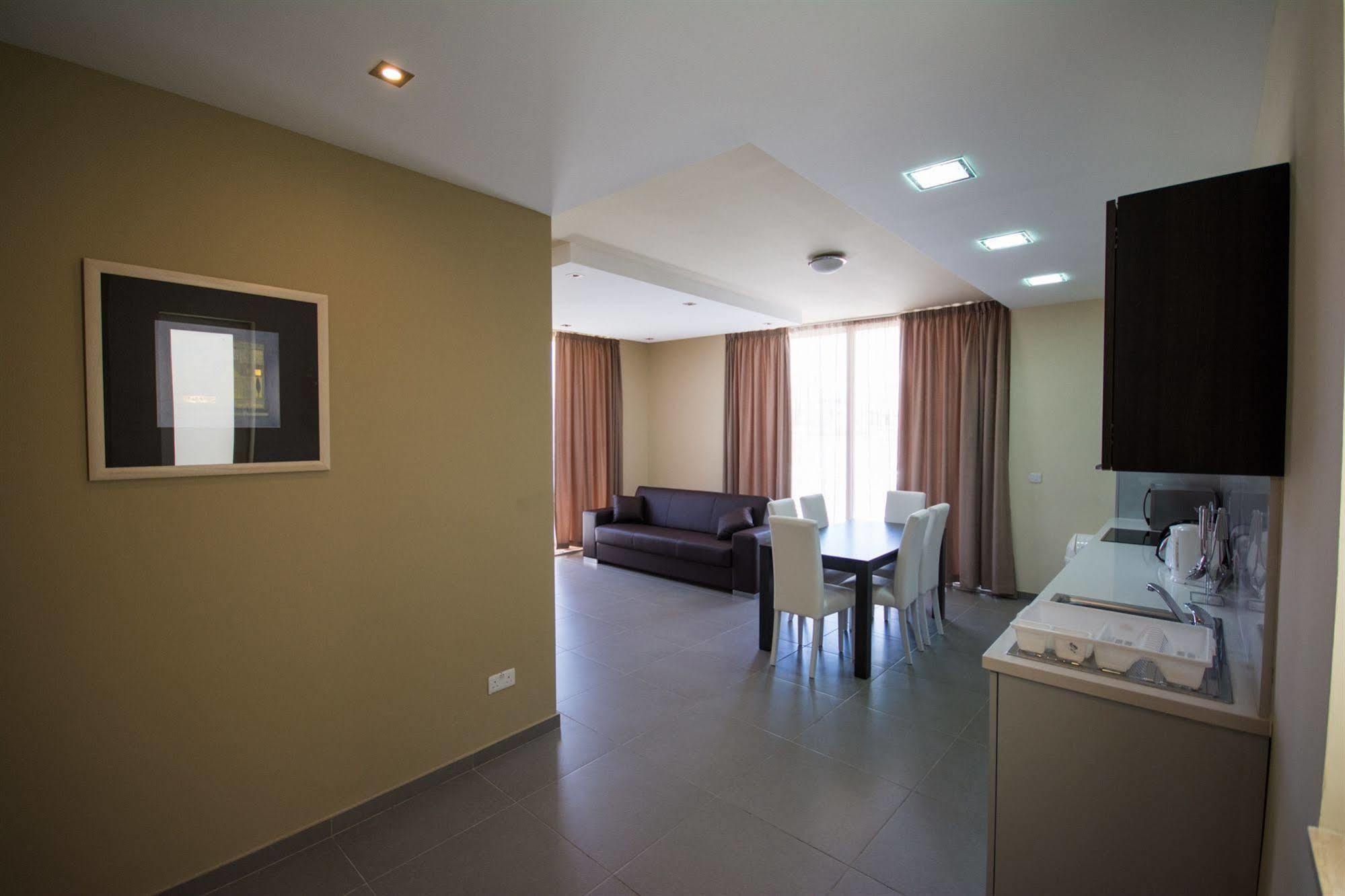 Apartment Depiro Sliema Buitenkant foto